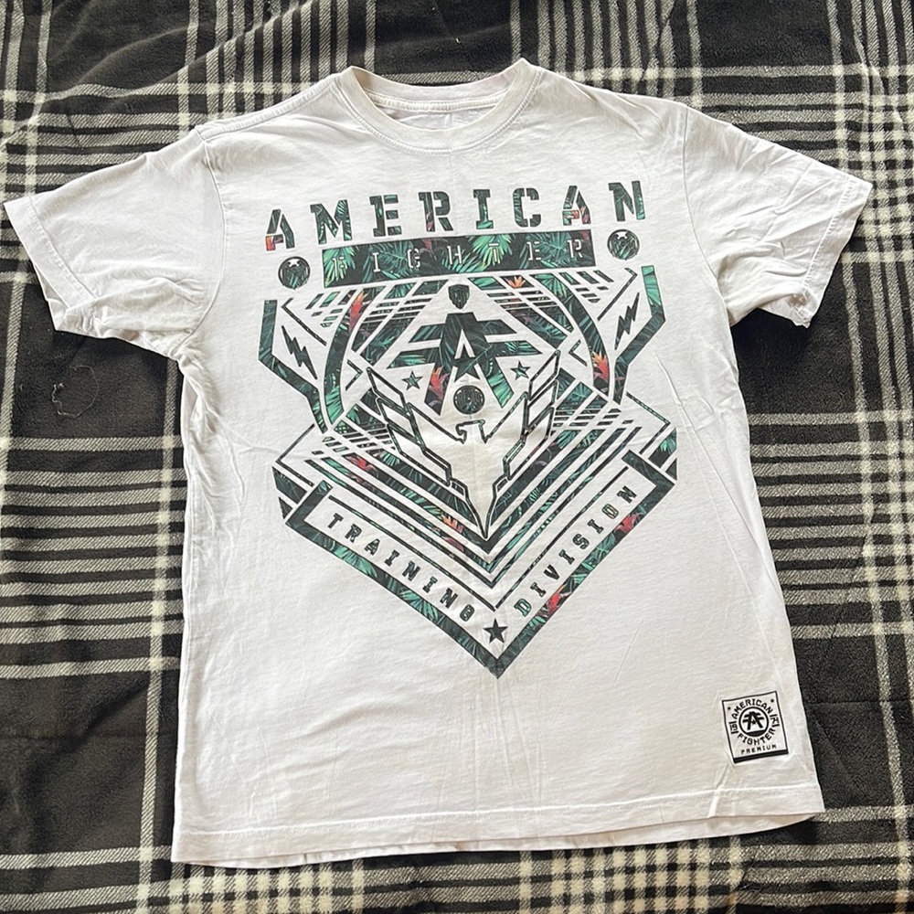 American fighter shirt designed exclusively for buckle size Medium